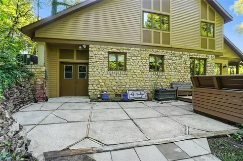 Exterior - 1101 Spruce Dr, Springfield, OH 45504 photo 10 of 16