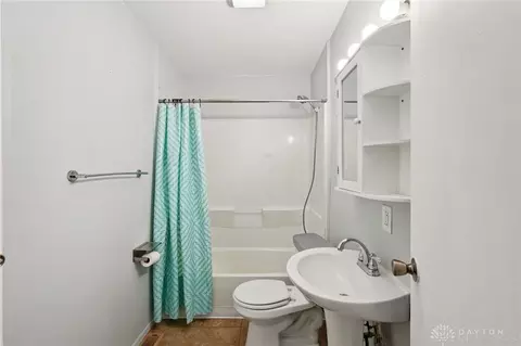 1181 Irmal Dr, Dayton, OH 45432 photo 13