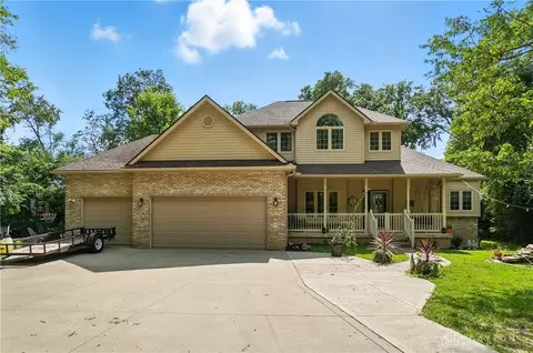 4041 Selma Rd, Springfield, OH 45502