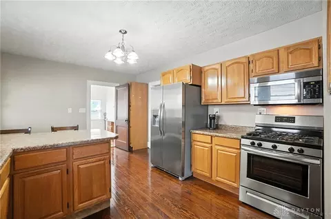 Kitchen - 1629 S Limestone St, Springfield, OH 45505 photo 5 of 5