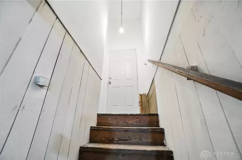 Entry Way - 1629 S Limestone St, Springfield, OH 45505 photo 4 of 5