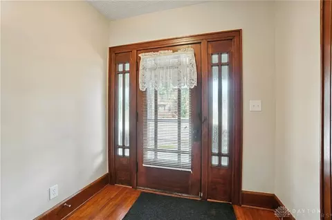 Entry Way - 1629 S Limestone St, Springfield, OH 45505 photo 1 of 5