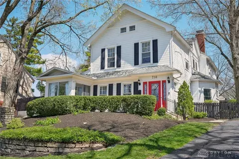 710 Harman Ave, Oakwood, OH 45419