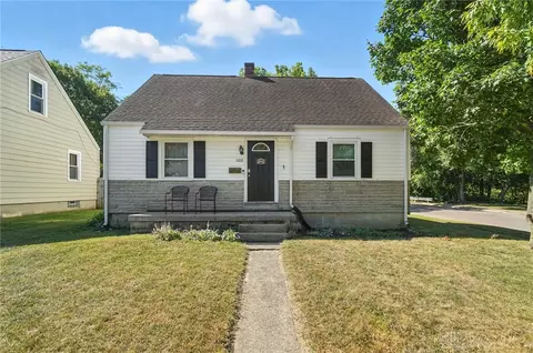 1102 E Lindsey Ave, Miamisburg, OH 45342