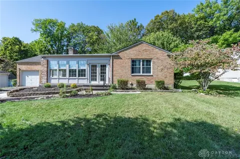 1051 Forest Dr, Dayton, OH 45434