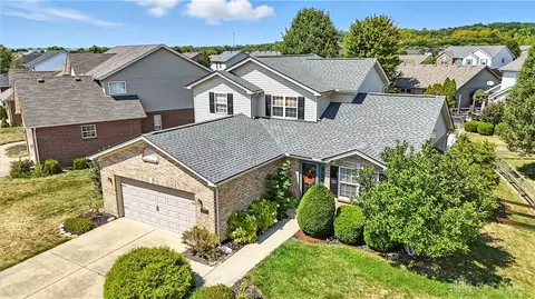 8129 S Port Dr, West Chester, OH 45069