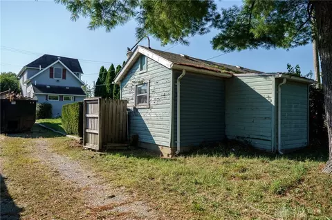 Exterior - 1568 Lagonda Ave, Springfield, OH 45503 photo 5 of 5