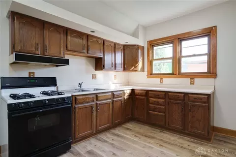Kitchen - 1568 Lagonda Ave, Springfield, OH 45503 photo 1 of 1