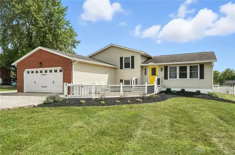 10817 Wilmington Lebanon Rd, Clarksville, OH 45113