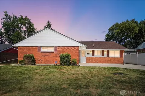 5625 Copley Cir, Dayton, OH 45424