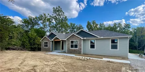 786 Greenland Dr, Eaton, OH 45320