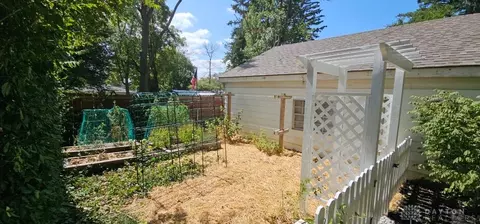 Exterior - 301 E Saint Clair St, Eaton, OH 45320 photo 12 of 25
