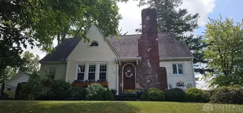Exterior - 301 E Saint Clair St, Eaton, OH 45320 photo 6 of 25
