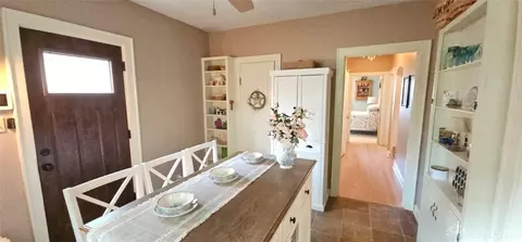Entry Way - 301 E Saint Clair St, Eaton, OH 45320 photo 3 of 9