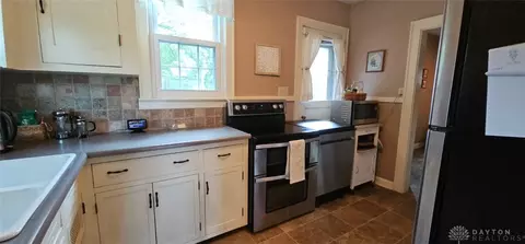 Kitchen - 301 E Saint Clair St, Eaton, OH 45320 photo 4 of 4