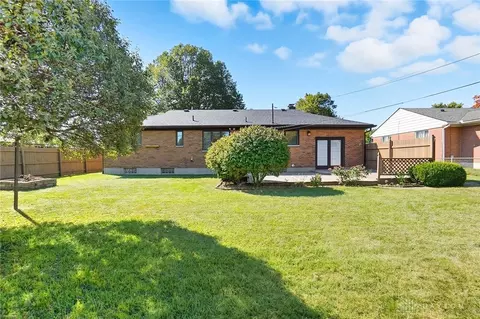 Exterior - 1131 Wenbrook Dr, Kettering, OH 45429 photo 3 of 9