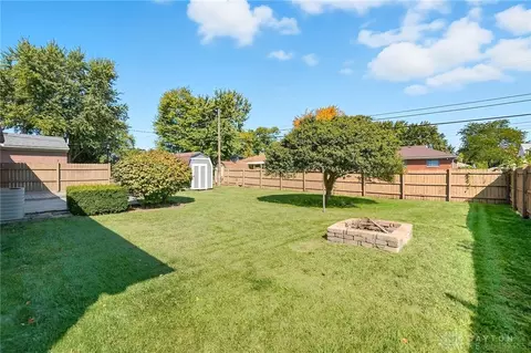 Exterior - 1131 Wenbrook Dr, Kettering, OH 45429 photo 5 of 9