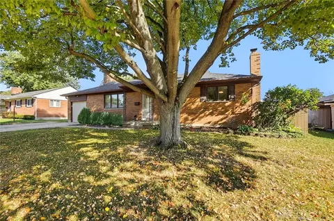 Exterior - 1131 Wenbrook Dr, Kettering, OH 45429 photo 9 of 9