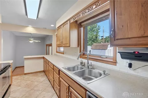 Kitchen - 1131 Wenbrook Dr, Kettering, OH 45429 photo 1 of 4