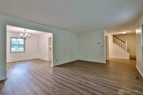 120 Clearview Dr, Springboro, OH 45066 photo 9