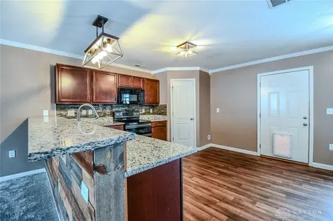 268 Hampton Trl, Springfield, OH 45502 photo 6