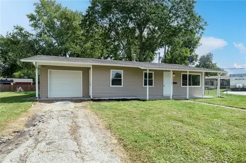 79 Haddon Ct, Xenia, OH 45385
