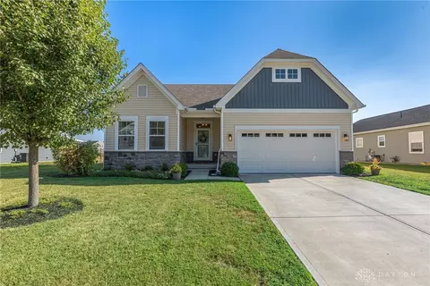 1091 Marty Lee Ln, Franklin, OH 45005