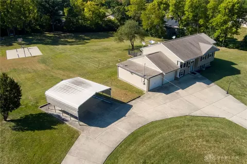 View/Area - 1109 Montgomery Ave, Springfield, OH 45506 photo 6 of 8