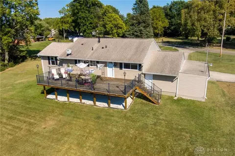 Exterior - 1109 Montgomery Ave, Springfield, OH 45506 photo 14 of 15