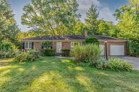 128 Eastdale Dr, Dayton, OH 45415