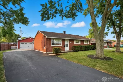 404 Savoy Ave, West Carrollton, OH 45449