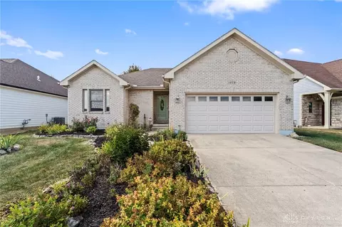 1479 Lantern Ln, Troy, OH 45373