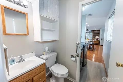 Bath - 3883 Wimbledon Cir, Kettering, OH 45420 photo 2 of 2