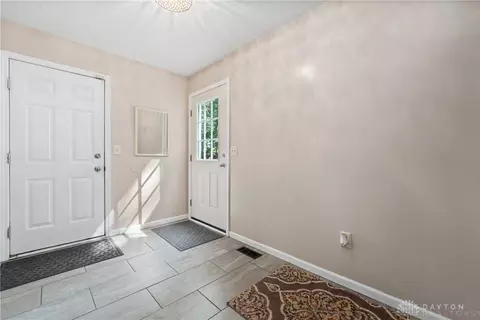 1139 Greenoak Ct, Springfield, OH 45503 photo 24