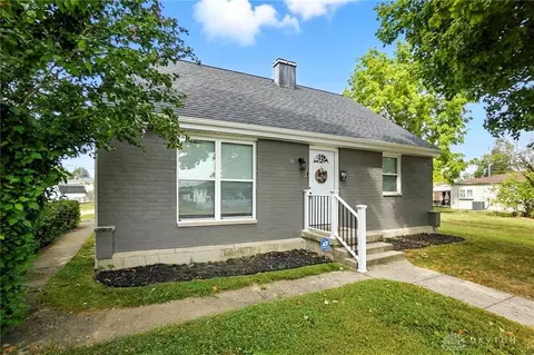 530 Gray St, Piqua, OH 45356