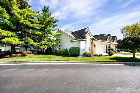 Exterior - 7201 Brookmeadow Dr, Dayton, OH 45459 photo 8 of 8