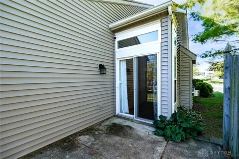 Exterior - 7201 Brookmeadow Dr, Dayton, OH 45459 photo 5 of 8