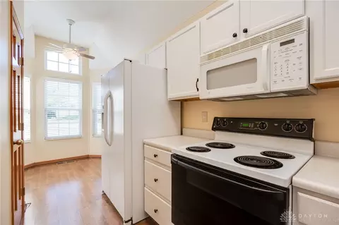 Kitchen - 7201 Brookmeadow Dr, Dayton, OH 45459 photo 3 of 3