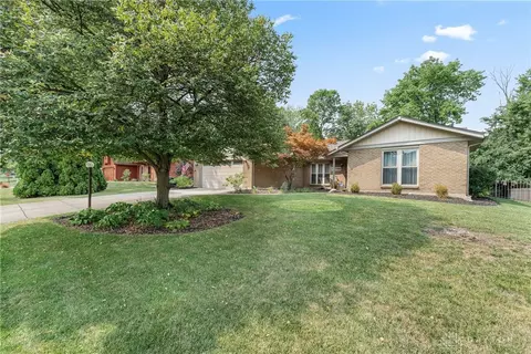6289 Karlsridge Dr, Dayton, OH 45459