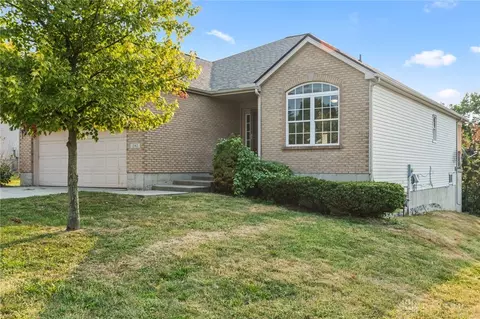 292 Timber Hill Dr, Hamilton, OH 45013