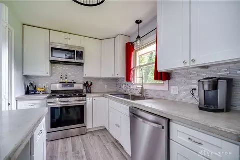 Kitchen - 201 Beech Dr, Springfield, OH 45504 photo 2 of 2
