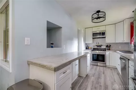 Kitchen - 201 Beech Dr, Springfield, OH 45504 photo 1 of 2