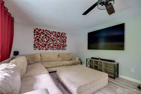 Living - 201 Beech Dr, Springfield, OH 45504 photo 3 of 4