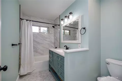 Bath - 201 Beech Dr, Springfield, OH 45504 photo 1 of 1