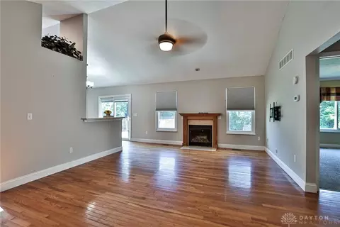 397 Broadway St, Maineville, OH 45039 photo 6