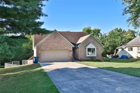 397 Broadway St, Maineville, OH 45039 photo 2