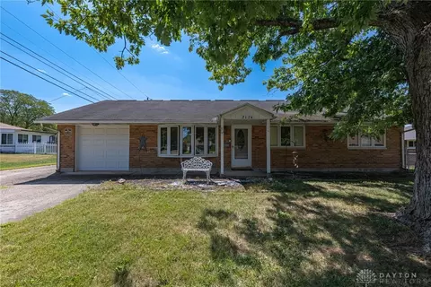 2174 Renshaw Ave, Dayton, OH 45439