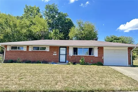 7003 Bascombe Dr, Dayton, OH 45424