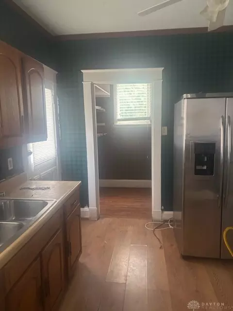 4334 Watterson St, Cincinnati, OH 45227 photo 2