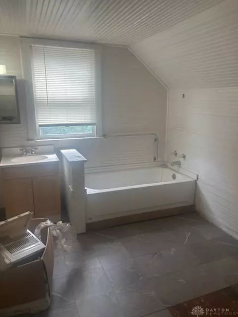 4334 Watterson St, Cincinnati, OH 45227 photo 7